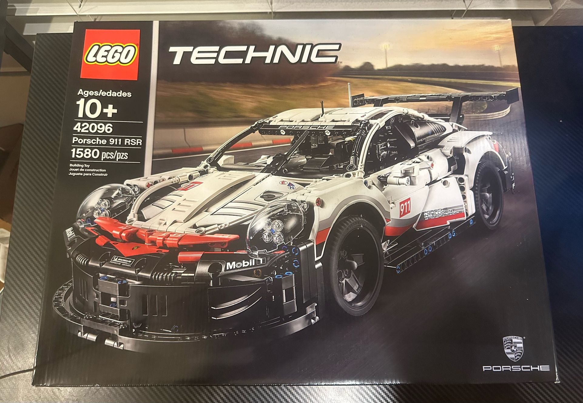 RETIRED LEGO TECHNIC SET 42096. Porsche 911 RSR