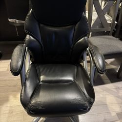 Comfortable Office Chair 