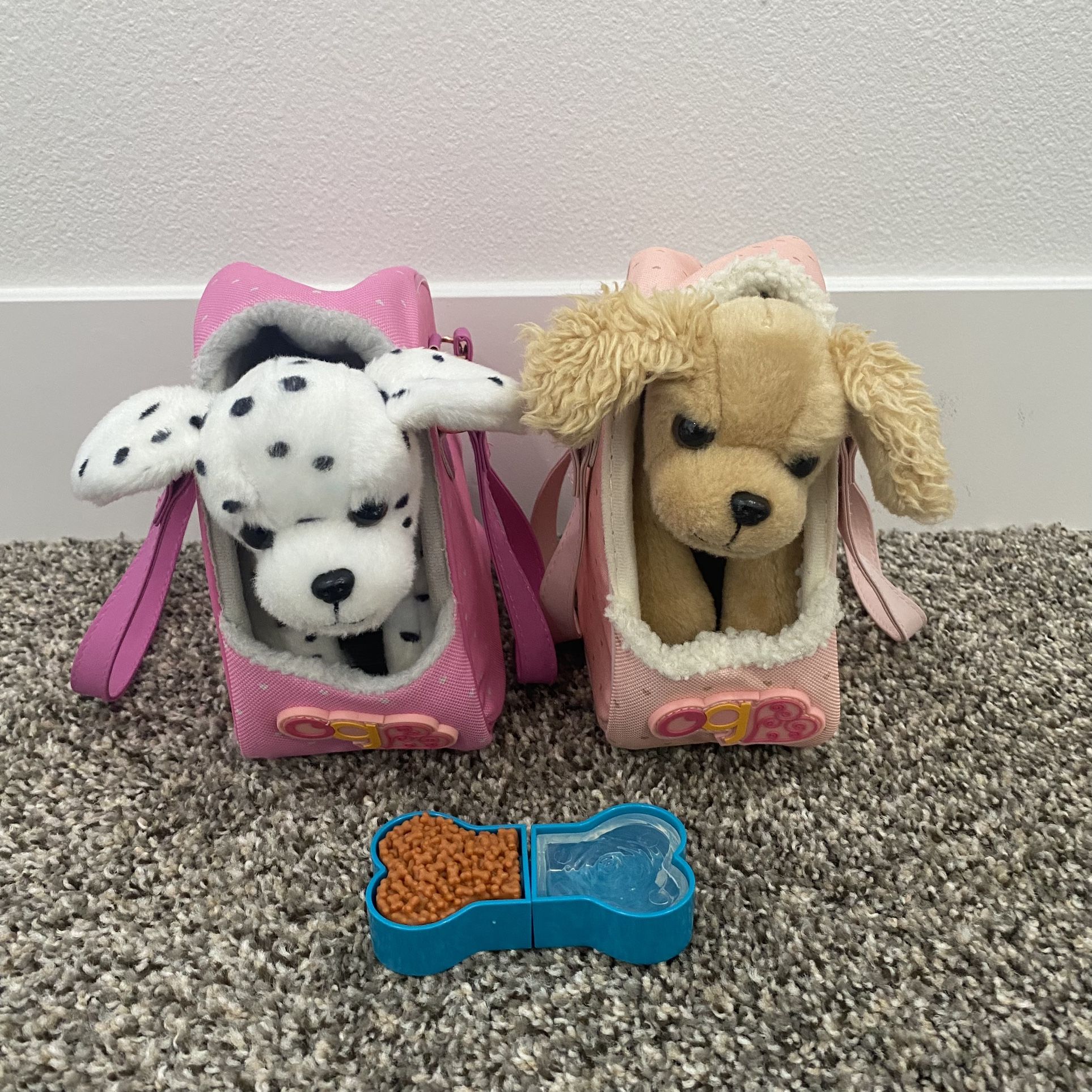 Our Generation Hop in dog carrier and plush poppy