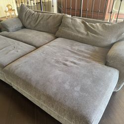 Spacious Gray Sectional Sofa - Comfy & Stylish