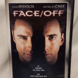 Face/Off (DVD). Paramount Pictures 1997. John Travolta, Nicholas Cage. 