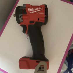 Milwaukee 3-8 in. Compact Impact Wrench