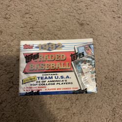 1992 Sealed Traded Topps Baseball Cards