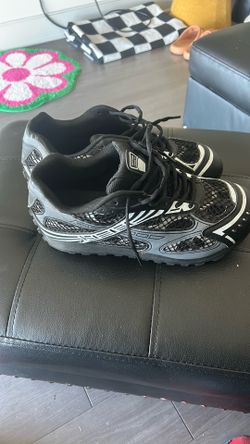 Bottega Veneta Size 11 $100