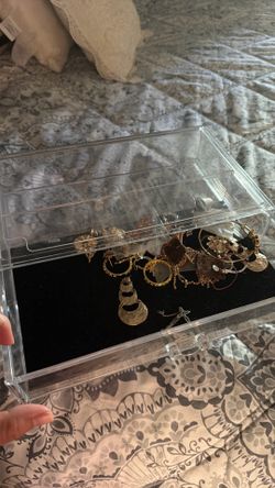 Jewelry Holder Clear Plastic Storage Organizer Boxes for perfumes jewelry