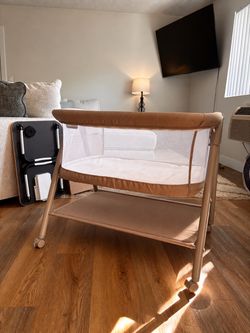 Delta Children Haven AirFlow Bassinet