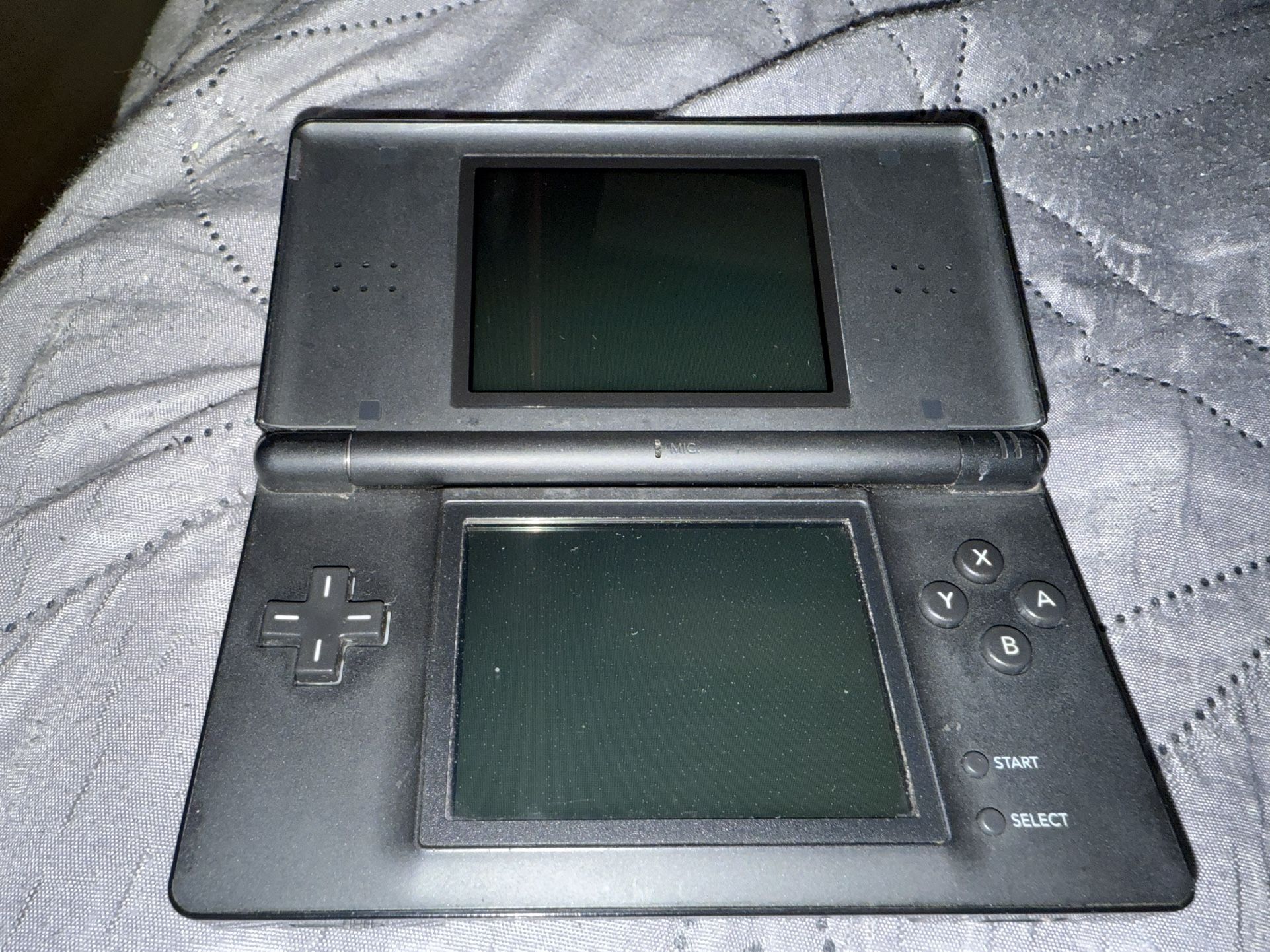 Nintendo DS lite