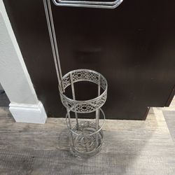 Toilet Paper Holder, local pick up only