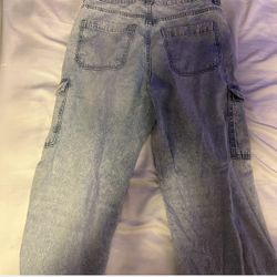 H&M “Divided Cargo Jeans