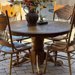 Dining table set