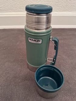 Stanley Classic Legendary Vacuum Insulated Thermos/ Food Jar (24oz)