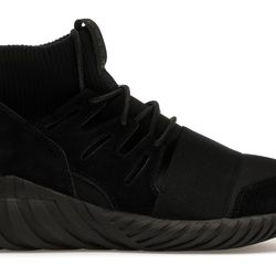 Adidas Tubular Doom “Blackout