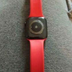 Red Apple Watch Series 5 