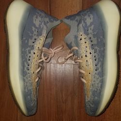 Yezzy 380 Mist Edition 