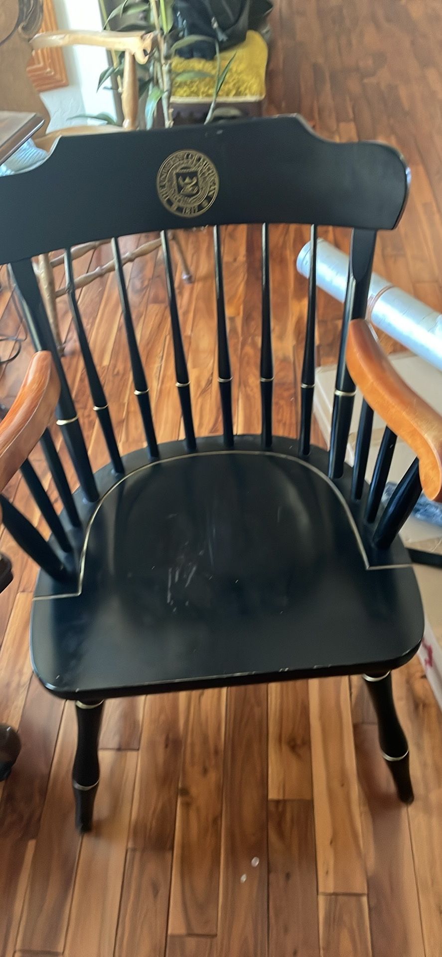 Michigan Wolverines Alumni Chair Or TRADE NINJA CREAMI