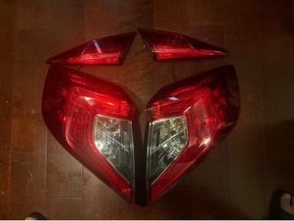 2019 stock civic tail lights