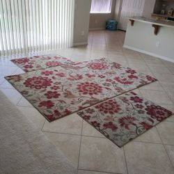 3 Throw Rugs