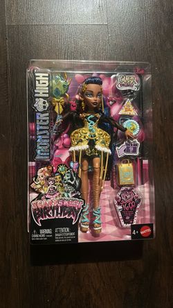 Monster High Scary Sweet Birthday Cleo de Nile Doll