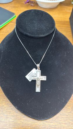 Chain and Charm