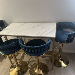 Kitchen Dining Table And  Four Bar Stools 