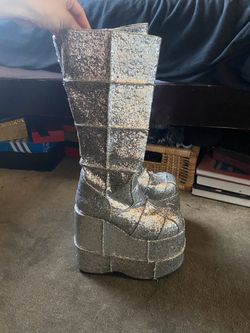 Demonia glitter boots size 7