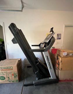 Pro-form Pro 5000 treadmill