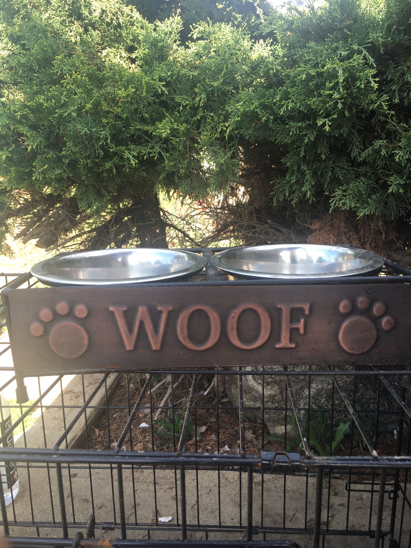 Dog food bowl