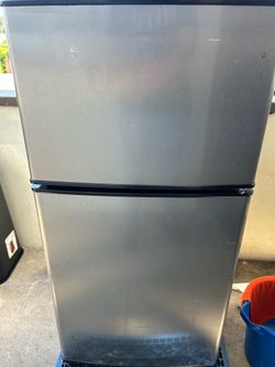 Krib Bling Compact Fridge