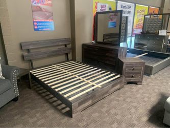 Brown platform queen bedroom set