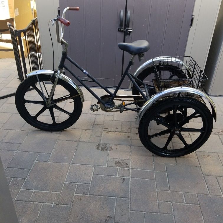 mohawk 3 wheel bicycle Adult 3 Wheel Tricycle Mohawk Bike Tuff Wheel BMX 24 Inch for Sale in  Rossmoor, CA