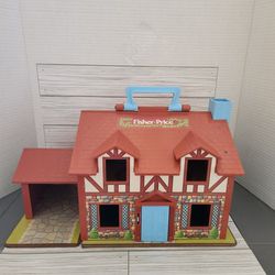 1980 Fisher-Price Little People Tudor House With Accessories!!