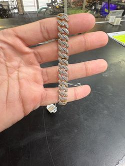 Iced Cuban link bracelet