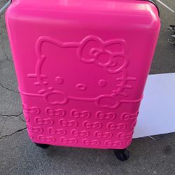 Hello Kitty Luggage 