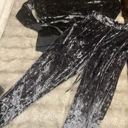 Sweat Suit Women’s M