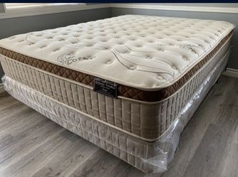 Full Size Organic Cloud comfort Europillow Top Mattress 
