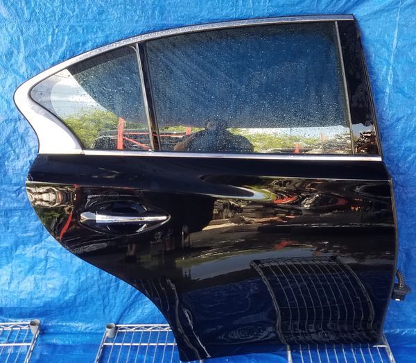 2014-2019 INFINITI Q50 REAR RIGHT PASSENGER SIDE DOOR