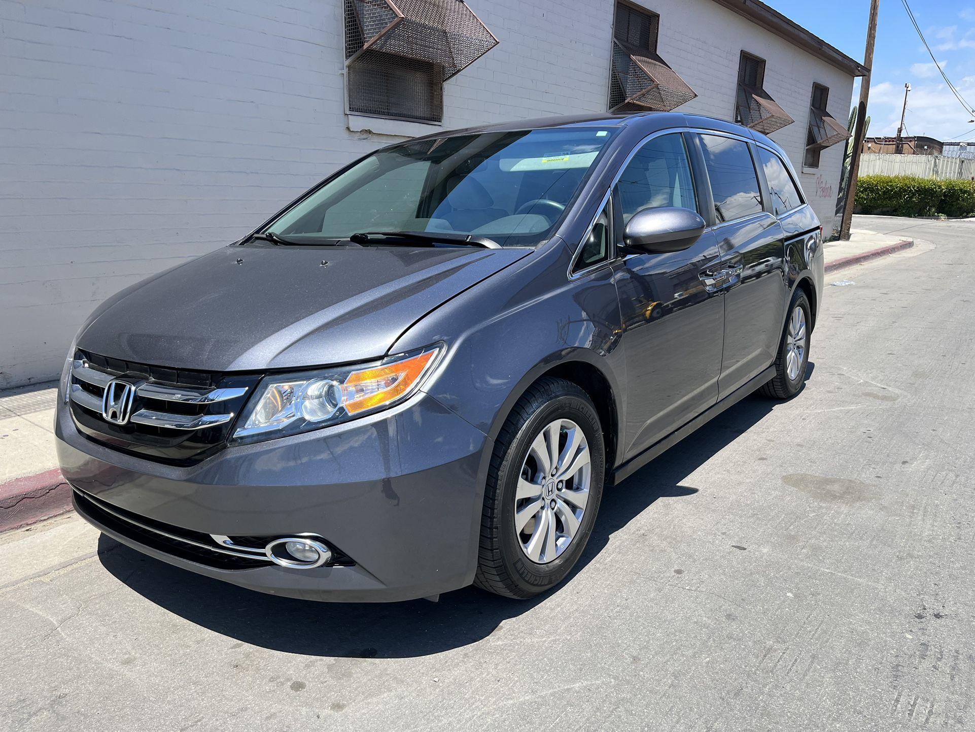 2016 Honda Odyssey for Sale in Los Angeles, CA OfferUp