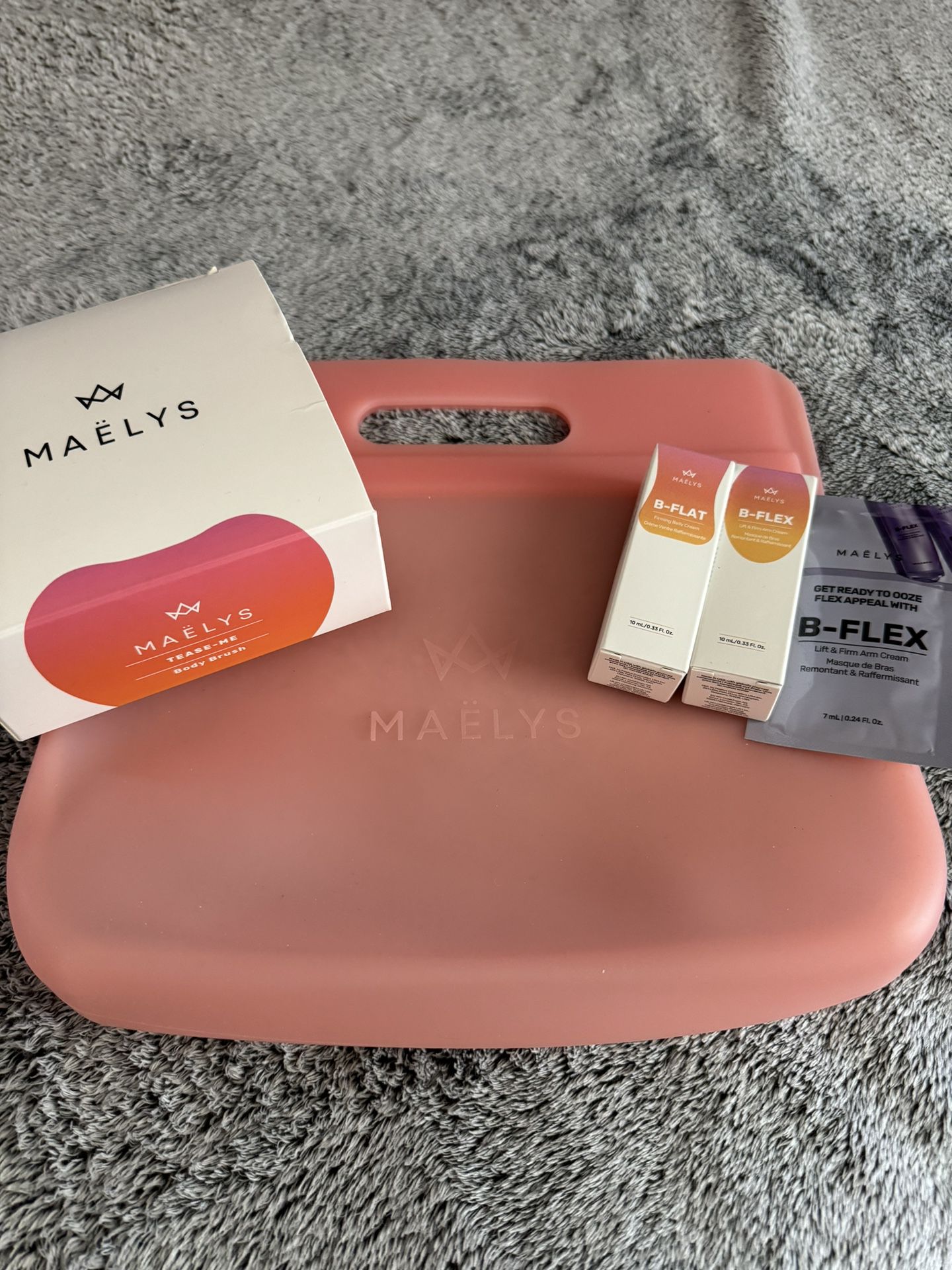NEW MAELYS 4 PIECE SET BODY BRUSH, B-FLAT B-FLEX IN REUSABLE WATER RESISTANT CASE $20 For All! 