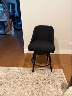 Set of 4 Black Swivel Bar Stools