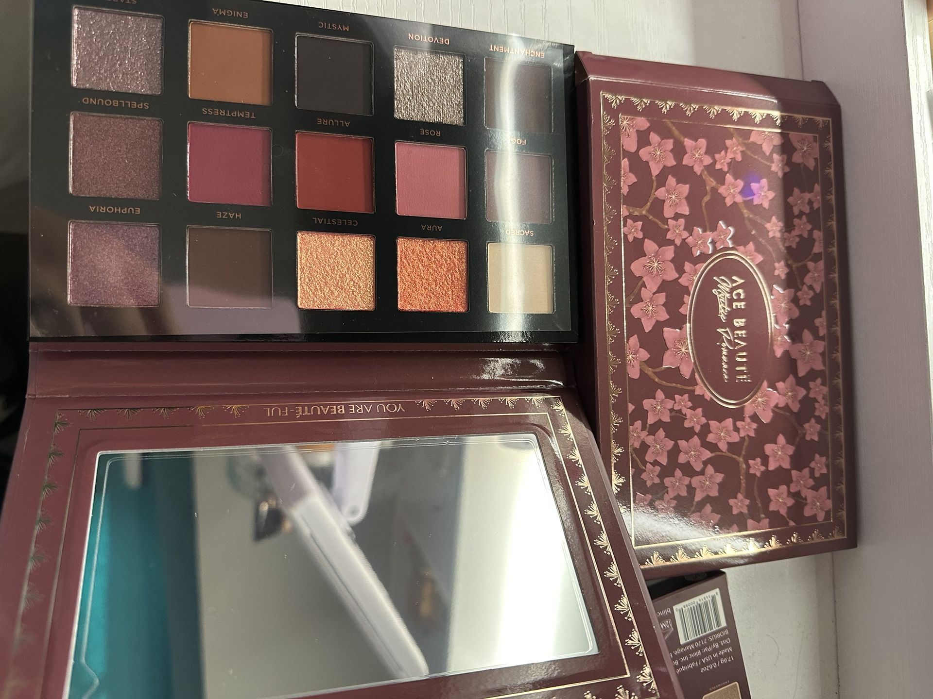Ace Beaute Mystic Romance Eyeshadow Palette