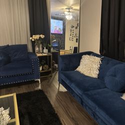 Beautiful Blue Couch Set