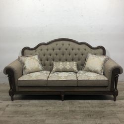 Heath Court Sofa Couch