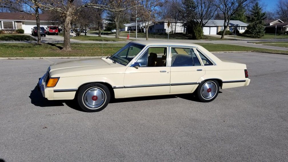 1984 Ford LTD
