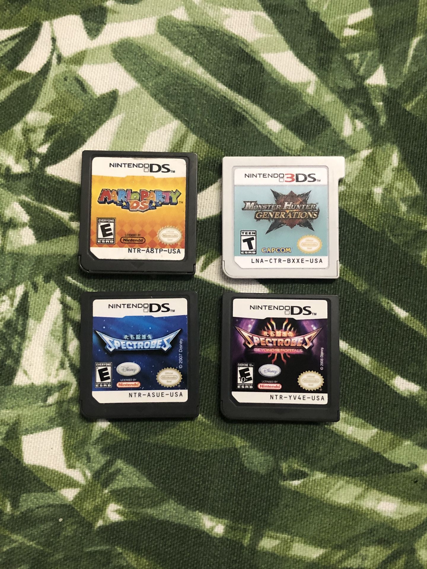 4 Nintendo DS GAMES - Authentic - Spectrobes, Mario Party, Monster Hunter Generations, Spectrobes: Beyond the Portals