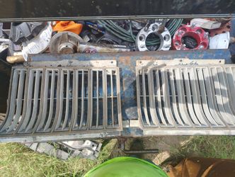 Cutlass Grills Set
