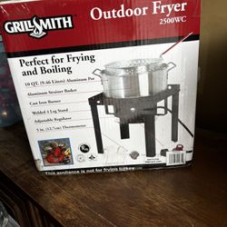 This is an outdoor deep fryer.