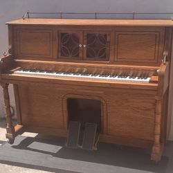 Cabaret Piano - Free