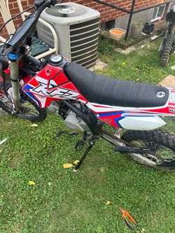 2 RFZ dirt bikes — 125cc — NON-RUNNING for Parts Or Fixing