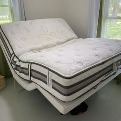 Serta Comfort iseries Queen Bed with Adjustable Base