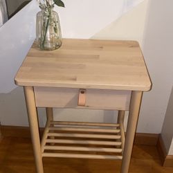 Super Cute Nightstand / End Table 